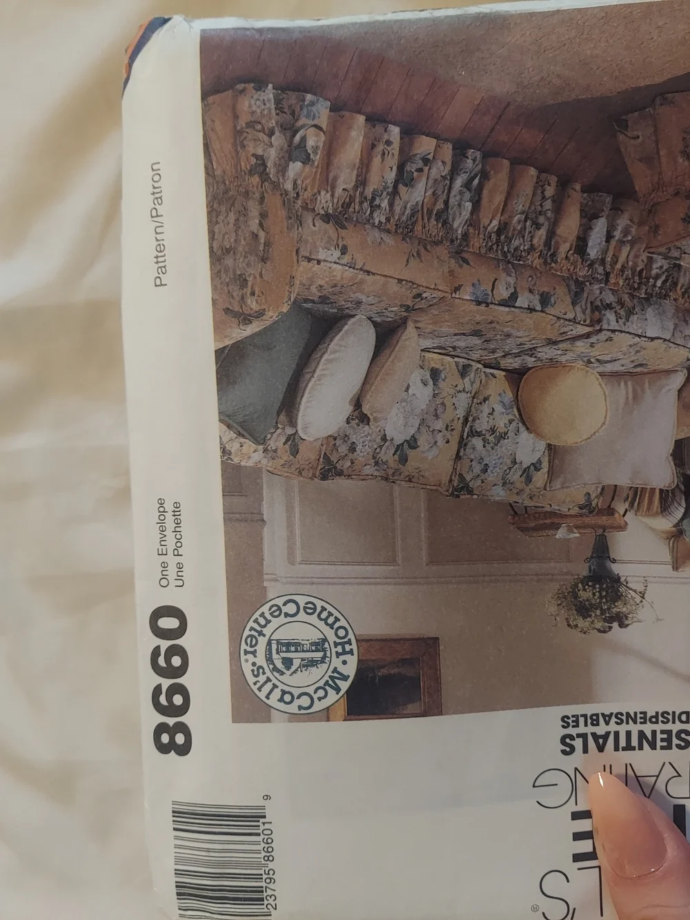 McCalls 8660 Sofa Chair Recliner Slipcover Sewing Pattern Throw Pillows